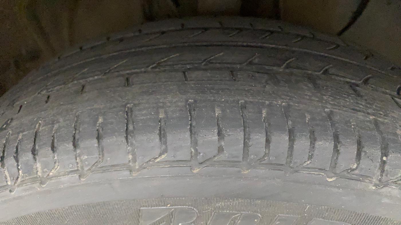 2019 Hyundai Elite i20 SPORTZ PLUS  1.2 CVT, Petrol, Automatic, 51,240 km, Right Front Tyre Tread