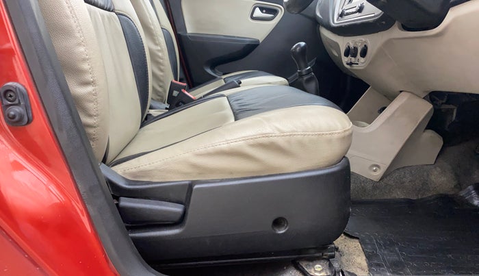 2019 Maruti Alto VXI, Petrol, Manual, 68,817 km, Driver Side Adjustment Panel