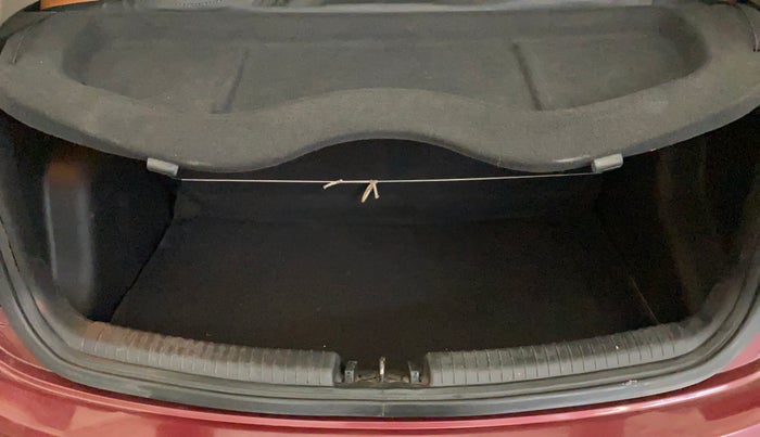 2014 Hyundai Grand i10 MAGNA 1.2 KAPPA VTVT, Petrol, Manual, 1,01,312 km, Boot Inside