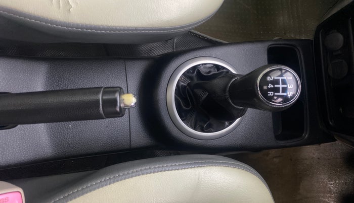 2013 Maruti SX4 ZXI, Petrol, Manual, 77,330 km, Gear Lever