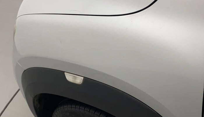 2017 Renault Kwid RXT 1.0 (O), Petrol, Manual, 59,519 km, Left fender - Slightly dented
