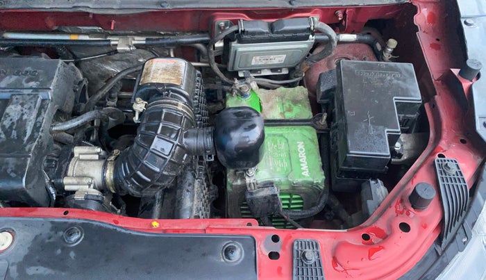 2018 Mahindra KUV 100 NXT K8 P 6 STR DUAL TONE, Petrol, Manual, 42,754 km, Engine View - Left