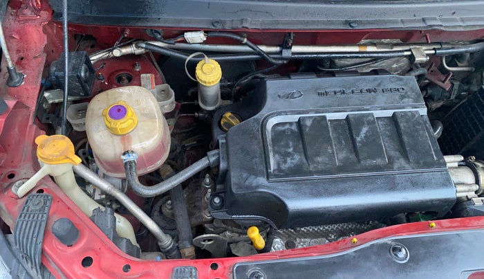 2018 Mahindra KUV 100 NXT K8 P 6 STR DUAL TONE, Petrol, Manual, 42,754 km, Engine View - Right