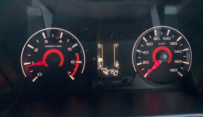2018 Mahindra KUV 100 NXT K8 P 6 STR DUAL TONE, Petrol, Manual, 42,754 km, Odometer Image