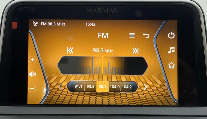 2021 Tata ALTROZ XM PLUS PETROL, Petrol, Manual, 13,563 km, Infotainment System