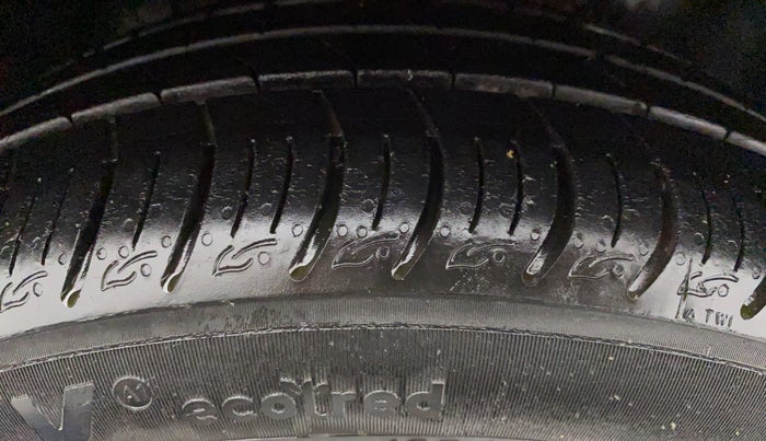 2021 Tata ALTROZ XM PLUS PETROL, Petrol, Manual, 13,563 km, Right Front Tyre Tread