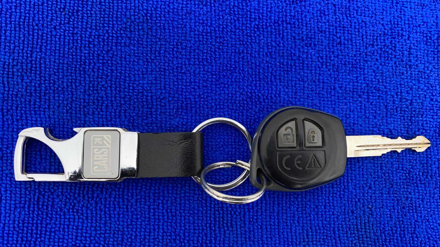 2019 Maruti IGNIS DELTA 1.2, Petrol, Manual, 27,213 km, Key Close Up