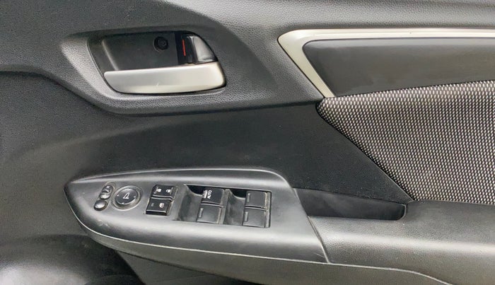 2019 Honda WR-V 1.2L I-VTEC VX MT, Petrol, Manual, 76,007 km, Driver Side Door Panels Control