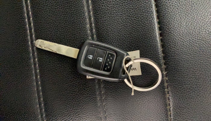 2019 Honda WR-V 1.2L I-VTEC VX MT, Petrol, Manual, 76,007 km, Key Close Up