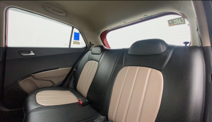 2018 Hyundai Grand i10 SPORTZ 1.2 KAPPA VTVT, Petrol, Manual, 31,350 km, Right Side Rear Door Cabin
