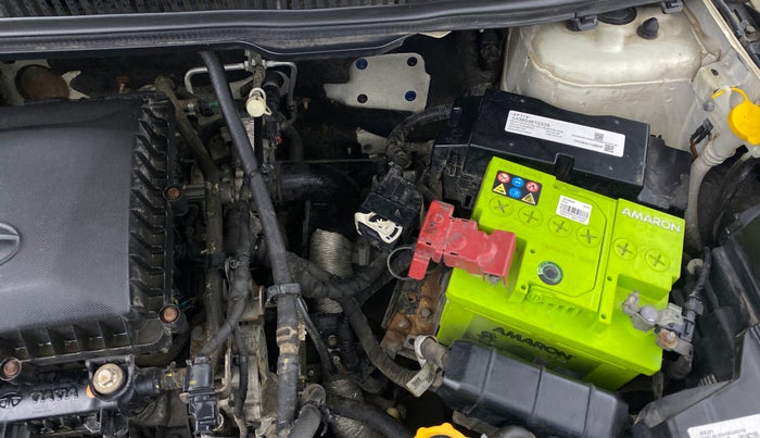 2021 Tata NEXON XZA PLUS PETROL DUAL TONE, Petrol, Automatic, 25,840 km, Engine View - Left