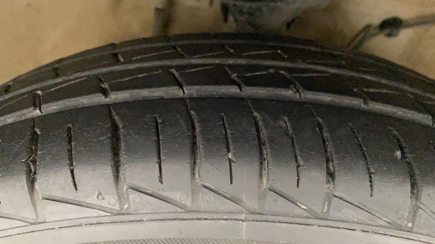 2020 Maruti Alto LXI O, Petrol, Manual, 25,093 km, Right Front Tyre Tread