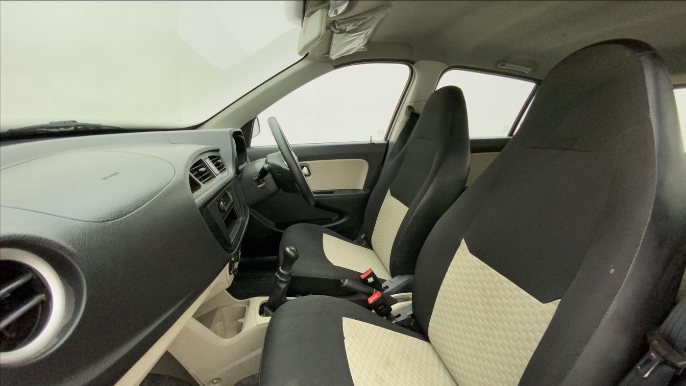 2020 Maruti Alto LXI O, Petrol, Manual, 25,093 km, Right Side Front Door Cabin