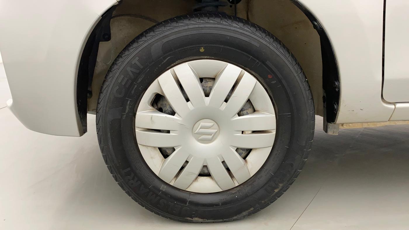 2020 Maruti Alto LXI O, Petrol, Manual, 25,093 km, Left Front Wheel