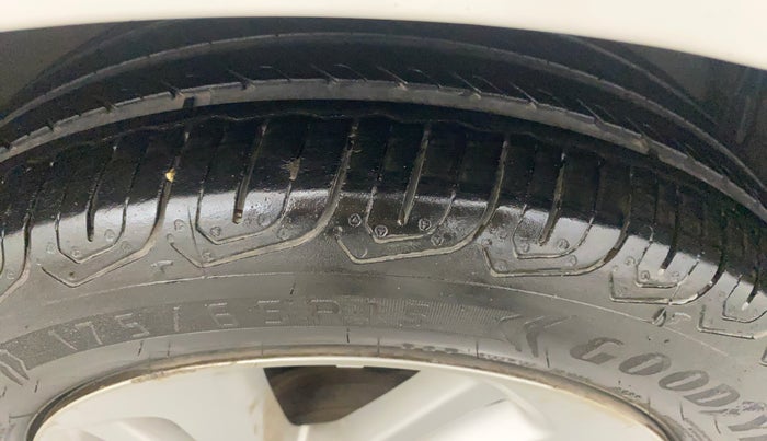 2016 Honda Jazz 1.2L I-VTEC VX, Petrol, Manual, 69,887 km, Right Front Tyre Tread