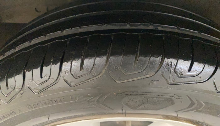 2016 Honda Jazz 1.2L I-VTEC VX, Petrol, Manual, 69,887 km, Right Rear Tyre Tread