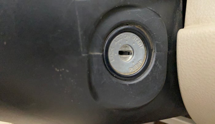 2014 Maruti Swift Dzire VXI, Petrol, Manual, 1,22,051 km, Keyless Start/ Stop Button