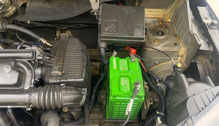 2016 Renault Kwid RXT 1.0, Petrol, Manual, 77,830 km, Engine View - Left