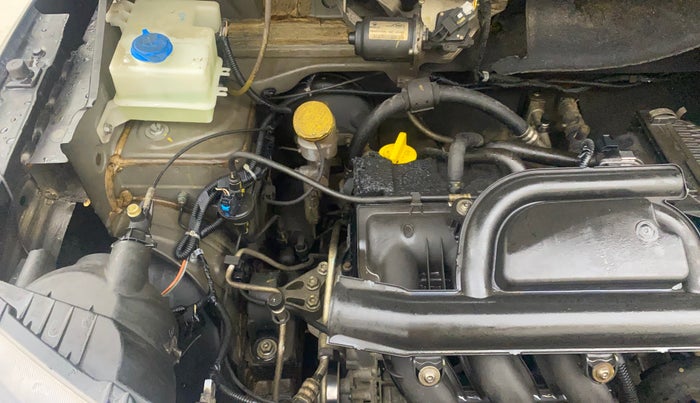 2016 Renault Kwid RXT 1.0, Petrol, Manual, 77,830 km, Engine View - Right