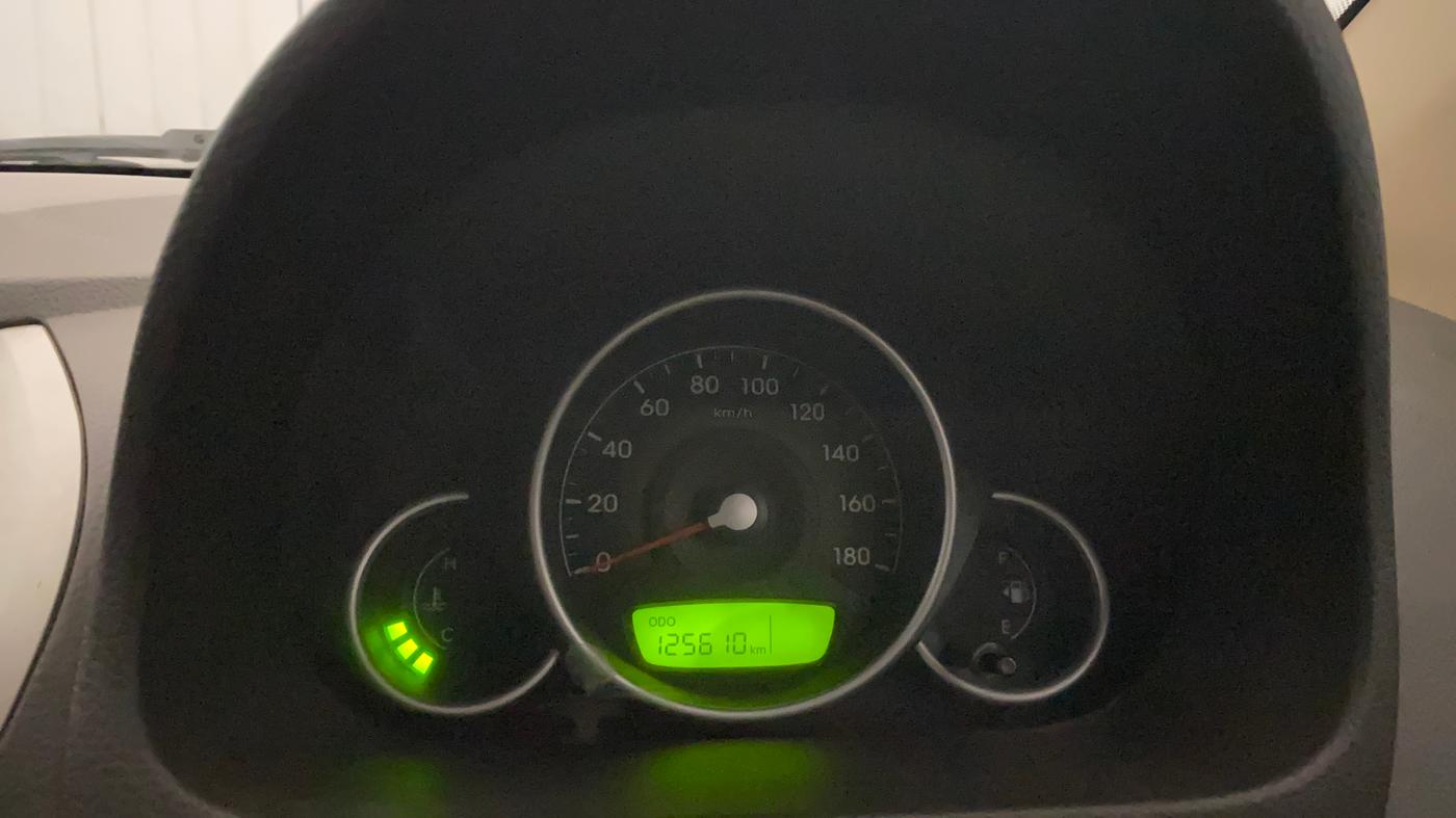 2016 Hyundai Eon MAGNA +, Petrol, Manual, 1,25,584 km, Odometer Image