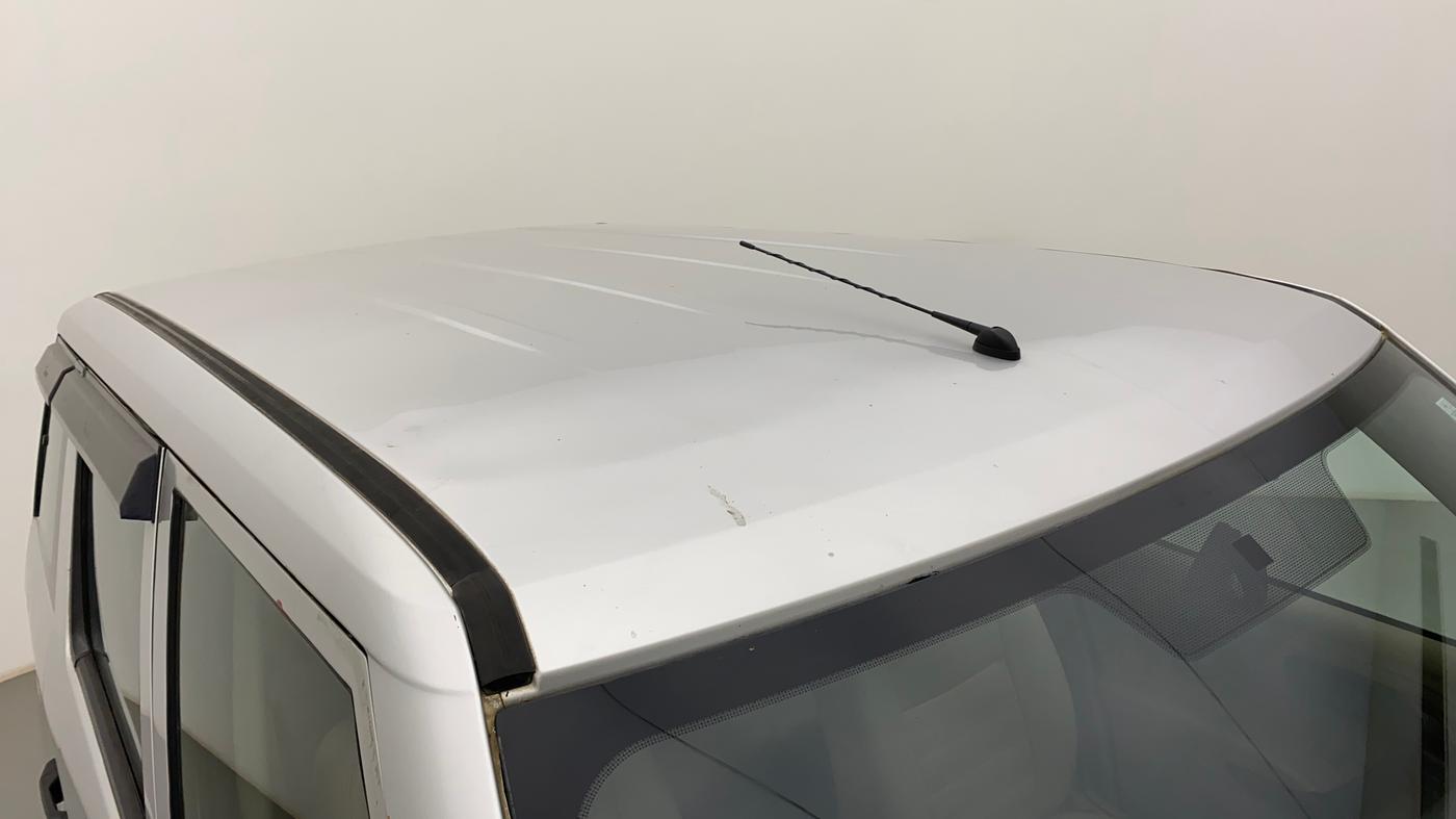 2017 Mahindra TUV300 T4 PLUS, Diesel, Manual, 1,22,137 km, Roof