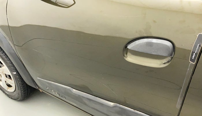 2017 Renault Kwid RXL 1.0 AMT, Petrol, Automatic, 67,811 km, Front passenger door - Minor scratches