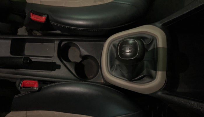 2018 Hyundai Grand i10 MAGNA 1.2 KAPPA VTVT, Petrol, Manual, 42,228 km, Gear Lever