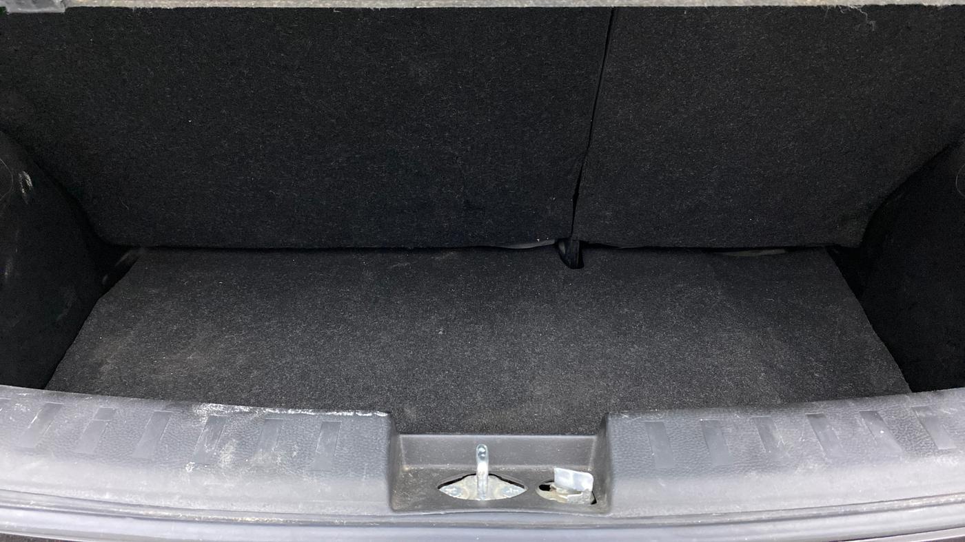 2015 Maruti Swift VXI, Petrol, Manual, 59,990 km, Boot Inside