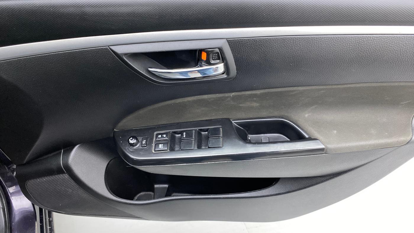 2015 Maruti Swift VXI, Petrol, Manual, 59,990 km, Driver Side Door Panels Control