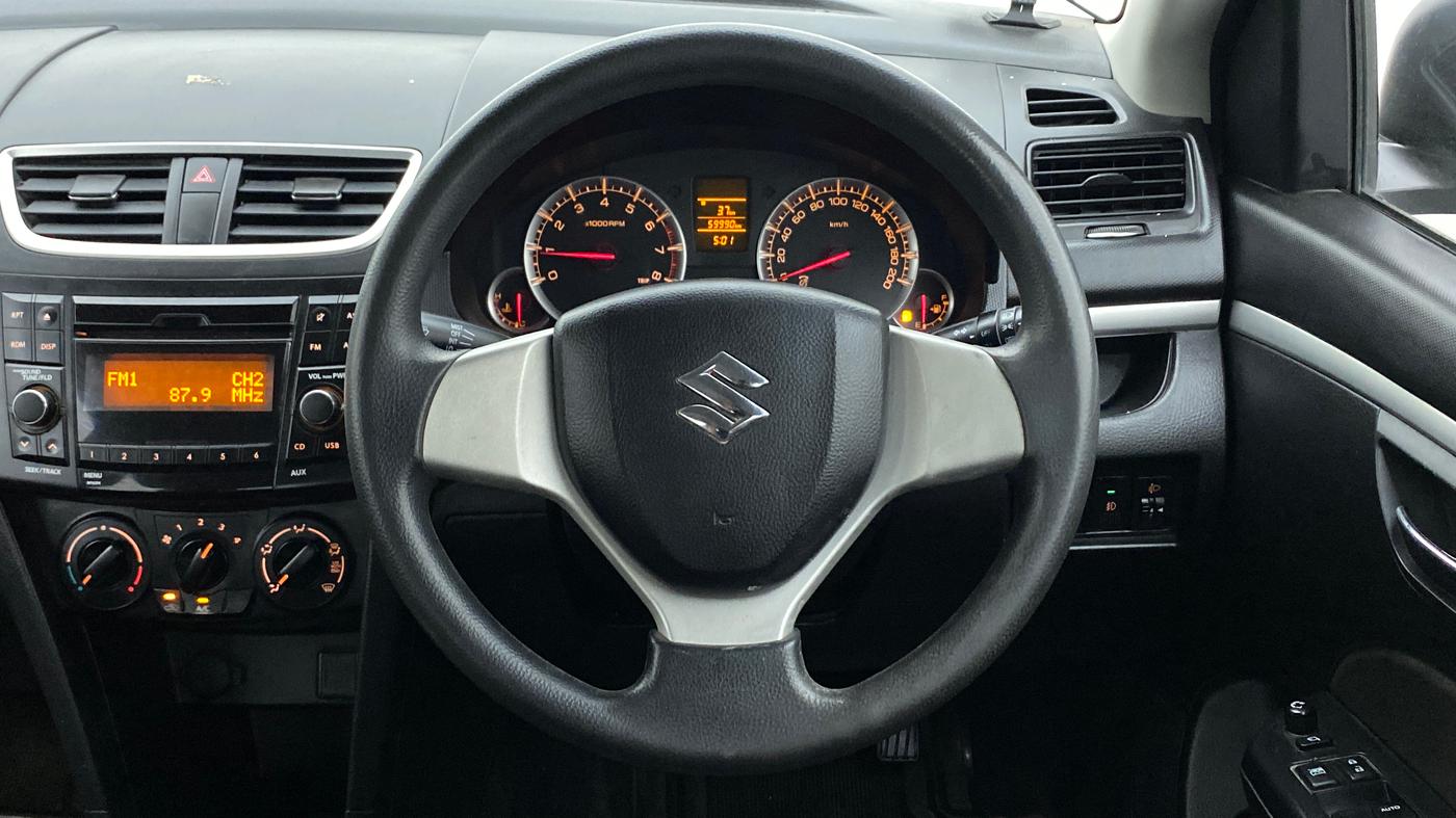 2015 Maruti Swift VXI, Petrol, Manual, 59,990 km, Steering Wheel Close Up