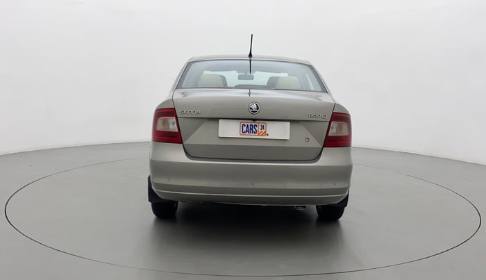 2015 Skoda Rapid 1.5 TDI CR ELEGANCE, Diesel, Manual, 1,10,999 km, Back/Rear