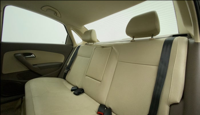2015 Skoda Rapid 1.5 TDI CR ELEGANCE, Diesel, Manual, 1,10,999 km, Right Side Rear Door Cabin