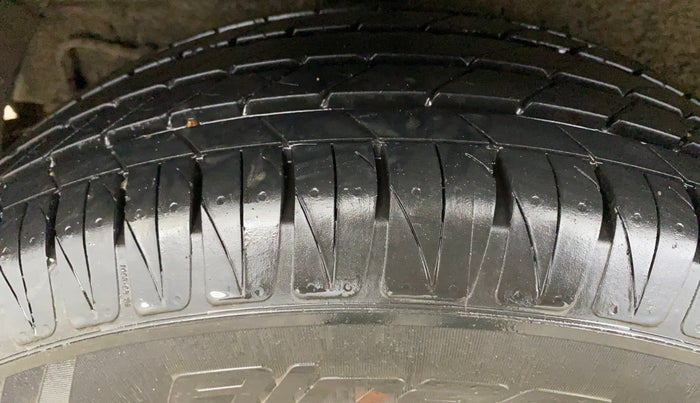 2023 KIA SONET HTK PLUS 1.0 IMT, Petrol, Manual, 11,809 km, Right Rear Tyre Tread