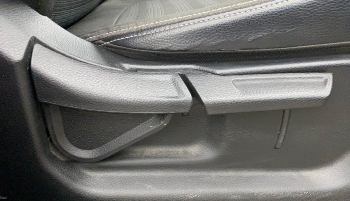 2023 KIA SONET HTK PLUS 1.0 IMT, Petrol, Manual, 11,809 km, Driver Side Adjustment Panel