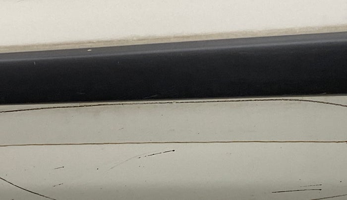 2011 Maruti Alto K10 VXI, Petrol, Manual, 26,283 km, Front passenger door - Minor scratches
