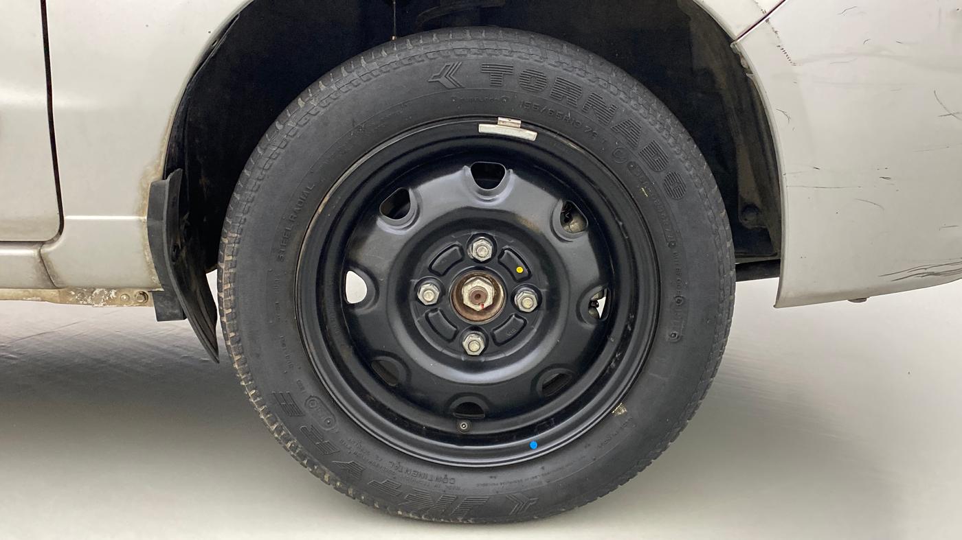 2011 Maruti Alto K10 VXI, Petrol, Manual, 26,283 km, Right Front Wheel