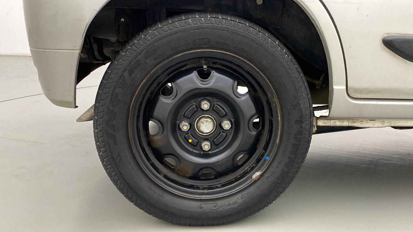 2011 Maruti Alto K10 VXI, Petrol, Manual, 26,283 km, Right Rear Wheel