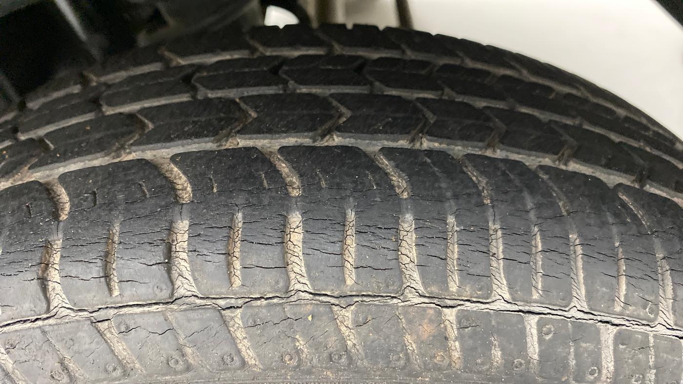 2011 Maruti Alto K10 VXI, Petrol, Manual, 26,283 km, Left Rear Tyre Tread