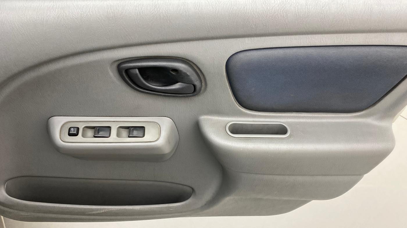 2011 Maruti Alto K10 VXI, Petrol, Manual, 26,283 km, Driver Side Door Panels Control