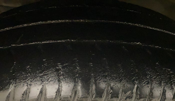 2013 Maruti Swift VDI, Diesel, Manual, 1,33,984 km, Left Front Tyre Tread