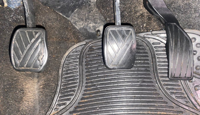 2013 Maruti Swift VDI, Diesel, Manual, 1,33,984 km, Pedals