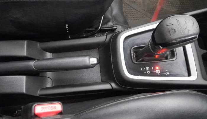 2018 Maruti Swift ZXI PLUS AMT, Petrol, Automatic, 38,109 km, Gear Lever