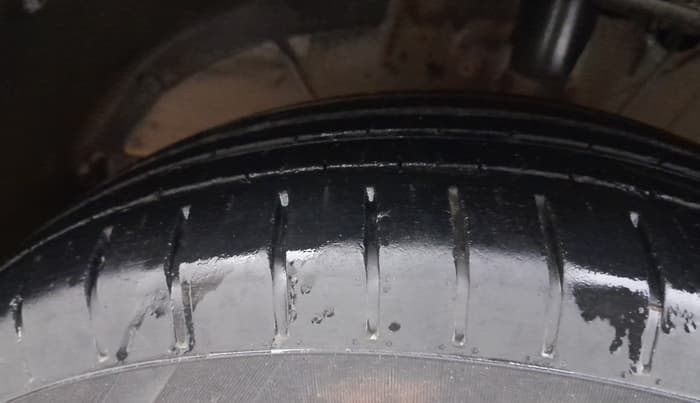 2018 Maruti Swift ZXI PLUS AMT, Petrol, Automatic, 38,109 km, Left Front Tyre Tread