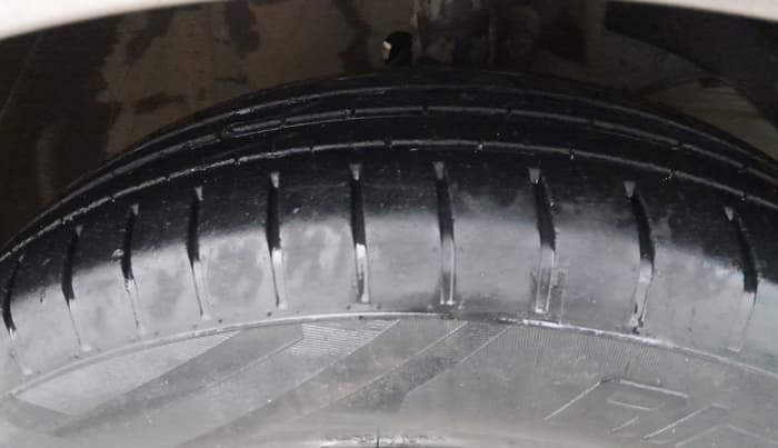 2018 Maruti Swift ZXI PLUS AMT, Petrol, Automatic, 38,109 km, Right Front Tyre Tread