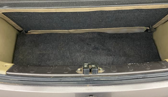 2013 Honda Brio V MT, Petrol, Manual, 64,997 km, Boot Inside