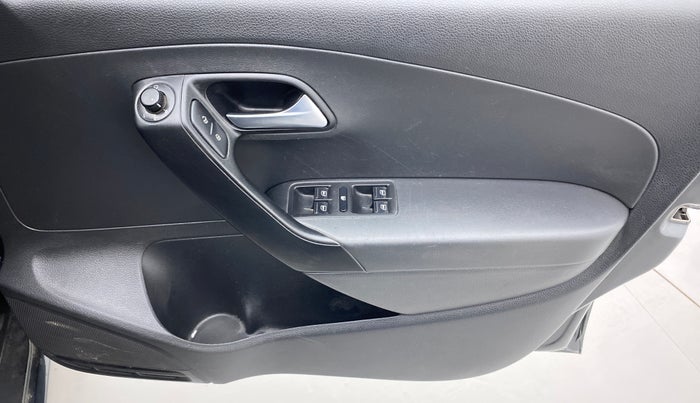 2019 Volkswagen Polo GT TSI AT, Petrol, Automatic, 94,831 km, Driver Side Door Panels Control