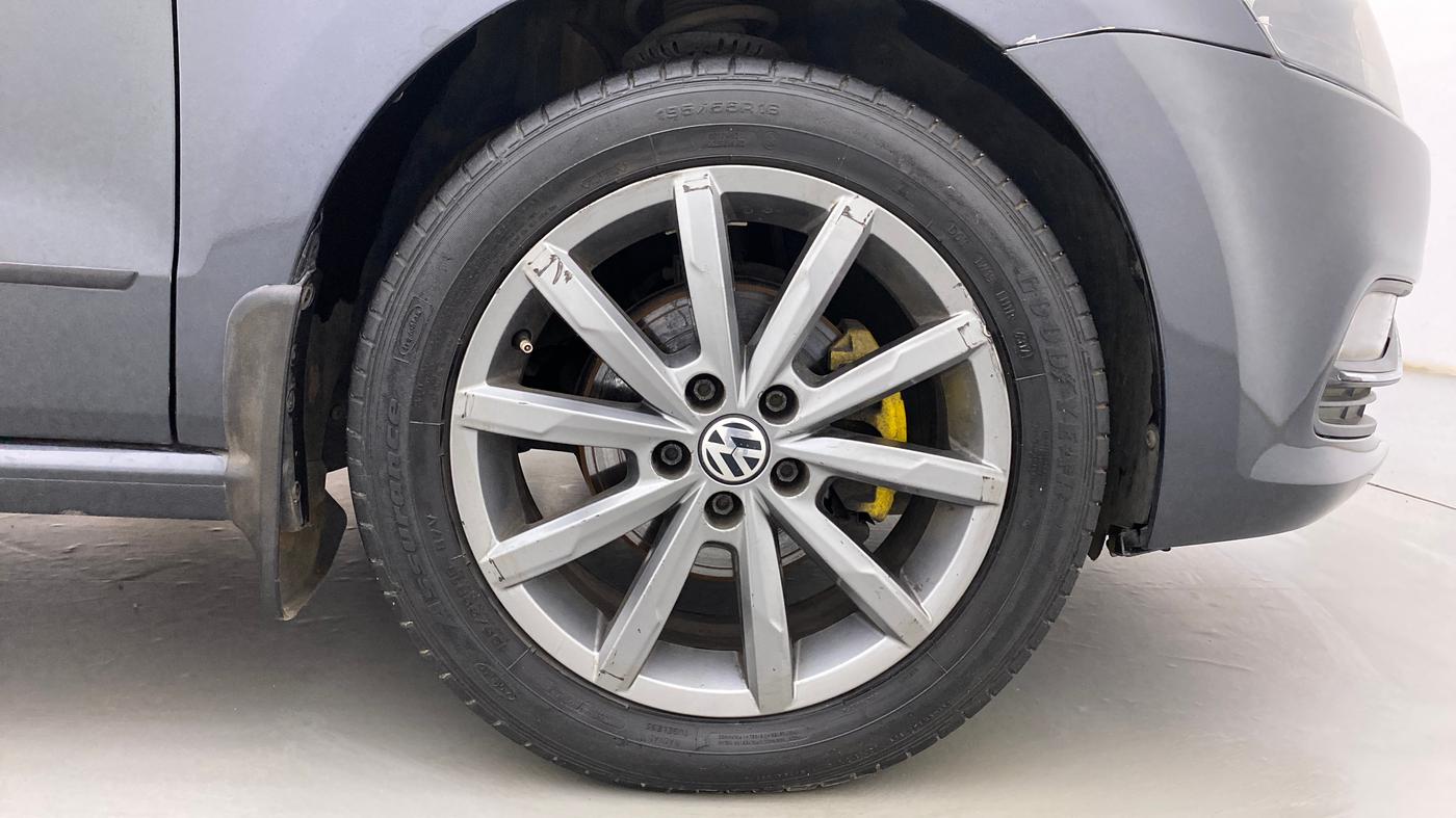 2019 Volkswagen Polo GT TSI AT, Petrol, Automatic, 94,831 km, Right Front Wheel