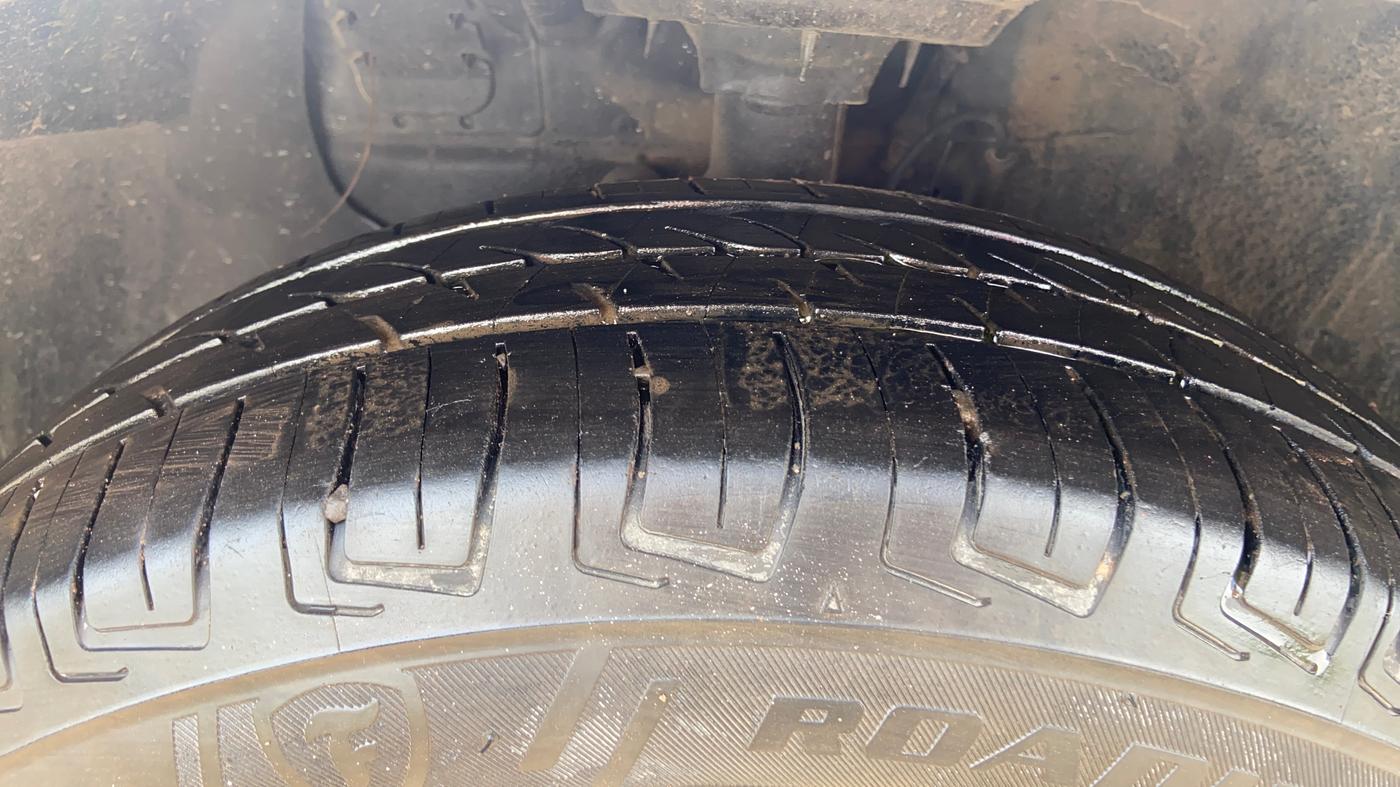 2019 Hyundai Elite i20 MAGNA PLUS 1.4 CRDI, Diesel, Manual, 91,161 km, Left Front Tyre Tread