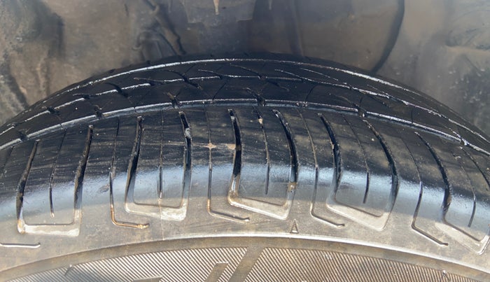 2019 Hyundai Elite i20 MAGNA PLUS 1.4 CRDI, Diesel, Manual, 91,161 km, Right Front Tyre Tread