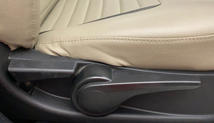 2018 Tata Tiago XZ PETROL, Petrol, Manual, 93,376 km, Driver Side Adjustment Panel